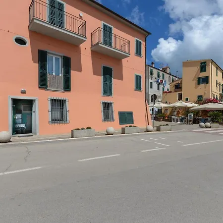 Sul Mare A Rio Marina, Isola D'elba Daire Rio Marina
